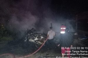 Setelah Bakar Rumah Tetangga dan Aniaya Empat Orang,Pelaku Langsung Bunuhdiri Minum Racun