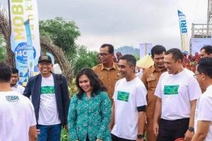 Kapolres Tanah Karo Hadiri Kegiatan Menanam Bersama  BRI di Desa Raya