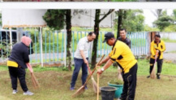 Optimalkan Pemeliharaan Kebersihan Lingkungan Pemkap Simalungun Gelar Gotongroyong